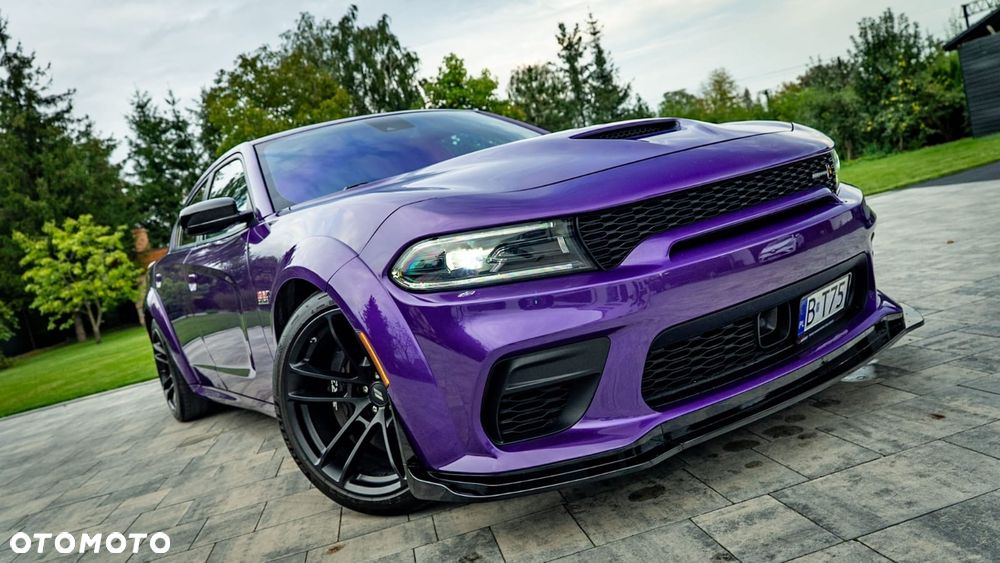 Dodge Charger 6.4 Scat Pack Widebody - 4