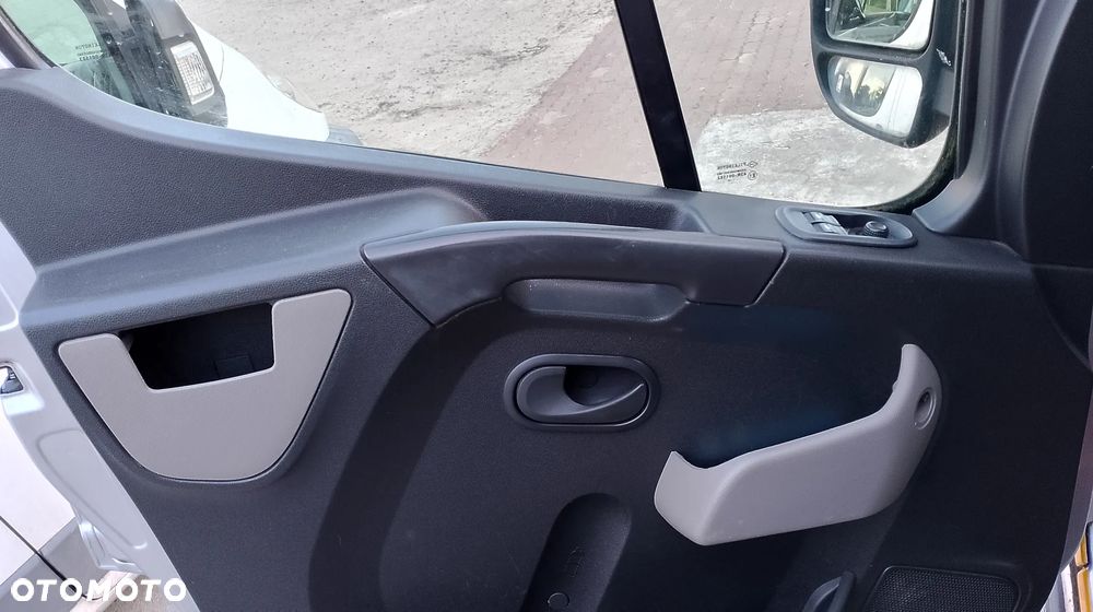 Renault Master 3 - 12