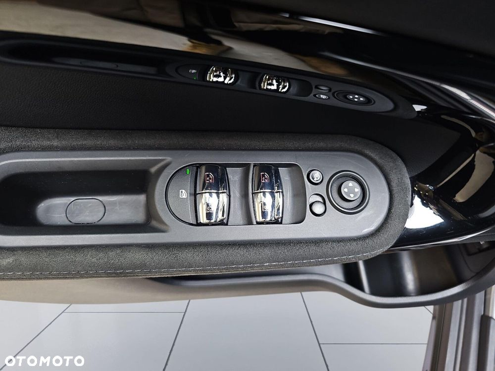 MINI Countryman Cooper S ALL4 - 17