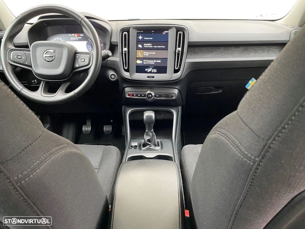 Volvo XC 40 2.0 D3 Momentum - 6