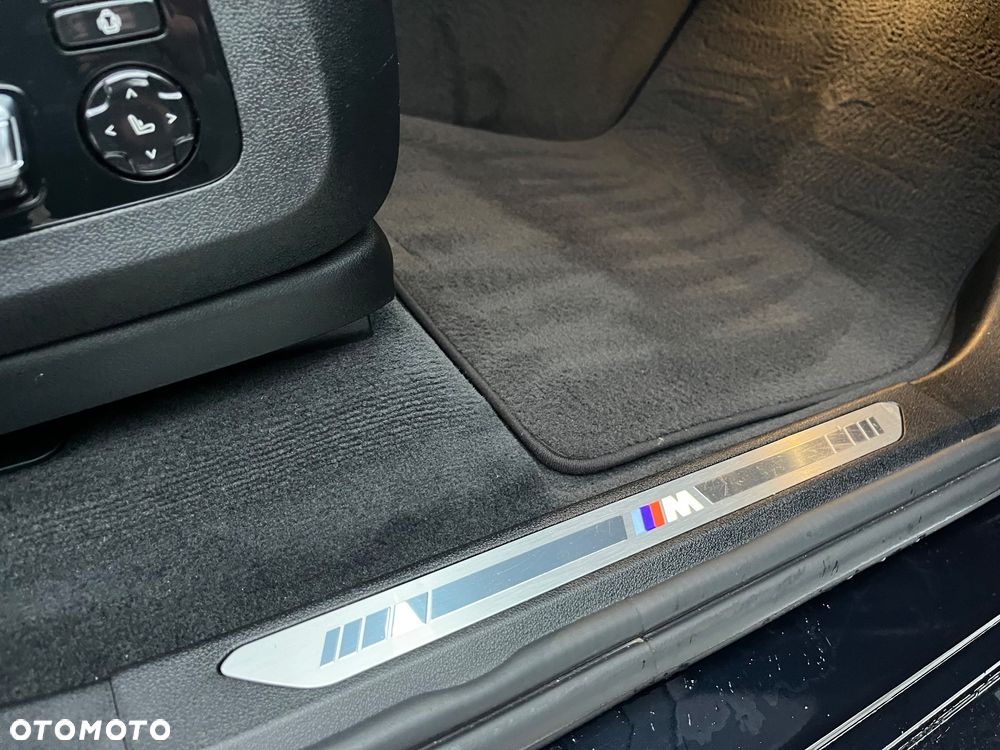 BMW X5 xDrive45e - 10