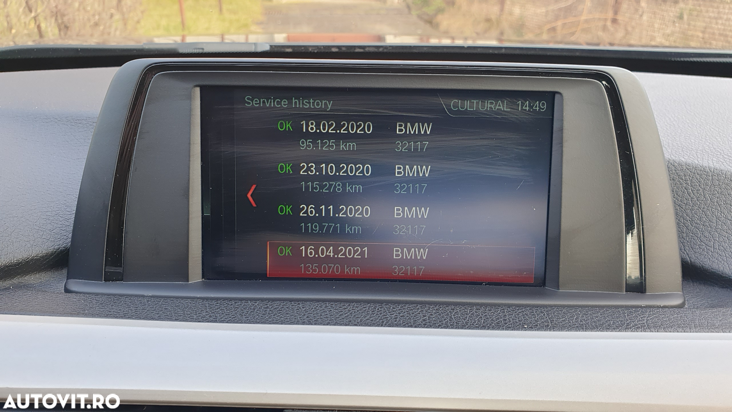 BMW Seria 3 318d xDrive Advantage - 28