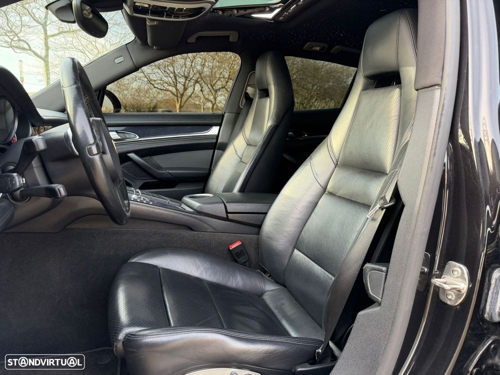 Porsche Panamera Standard - 12