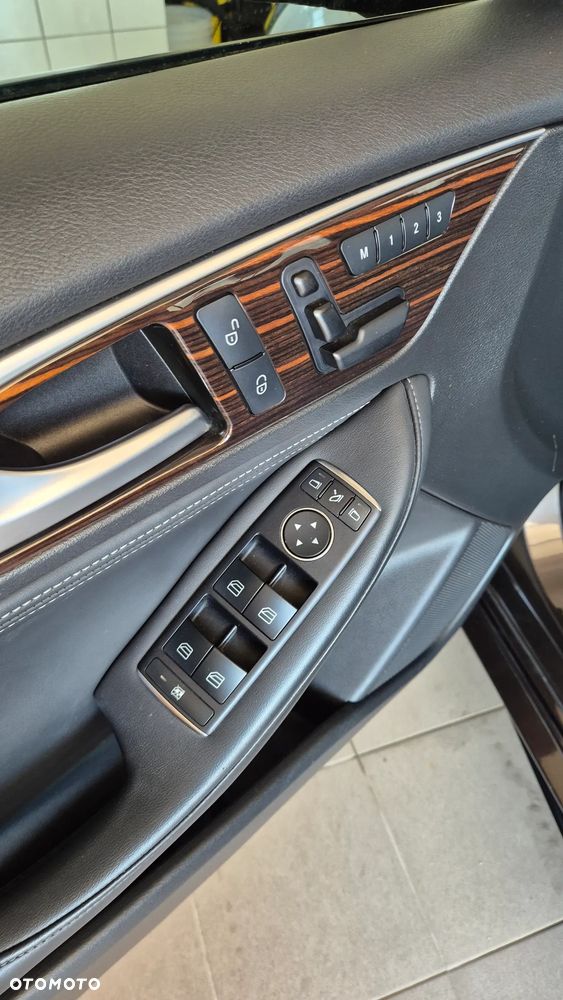 Infiniti Q30 1.6t Luxe Tech 7DCT - 8
