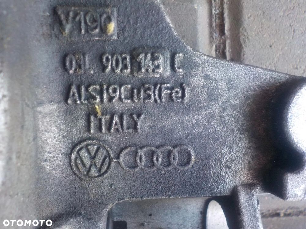 VW T5 2.0 TDI ŁAPA UCHWYT SILNIKA 03L903143C - 3