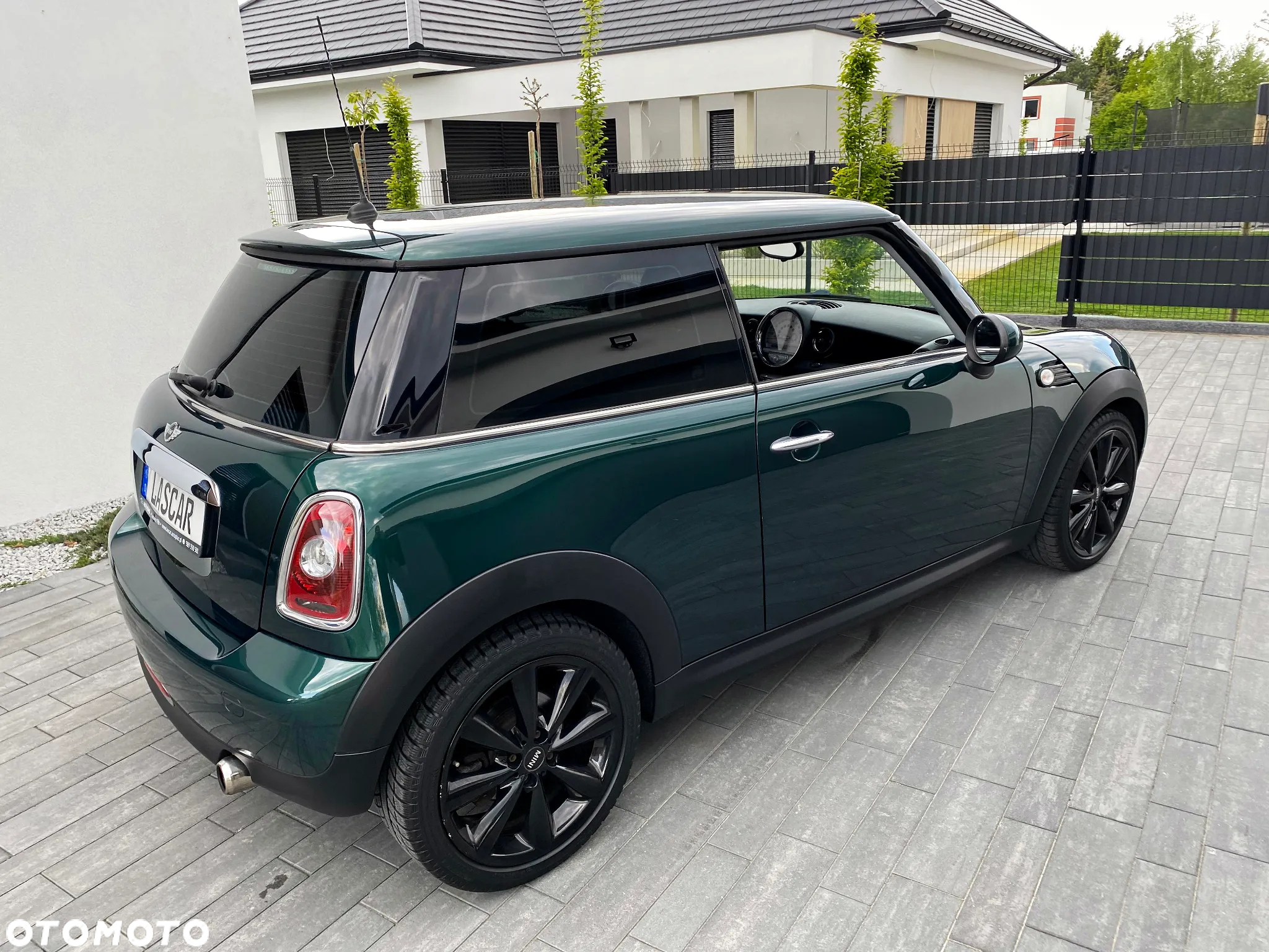MINI ONE Standard - 20