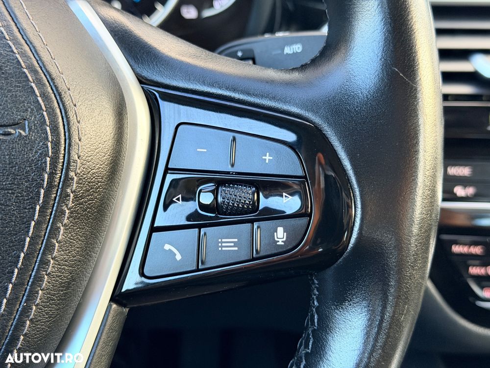 BMW Seria 5 - 28