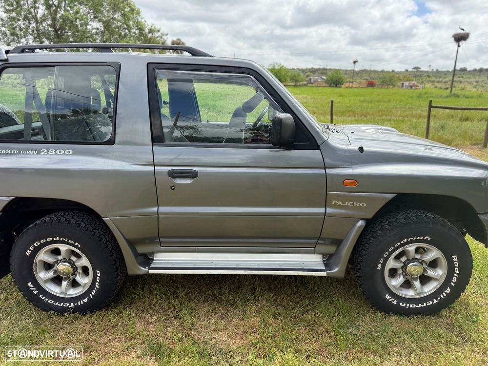 Mitsubishi Pajero - 9