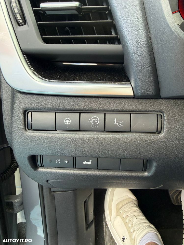 Nissan Qashqai 1.3 l MHEV X-Tronic 4WD Tekna Plus - 13