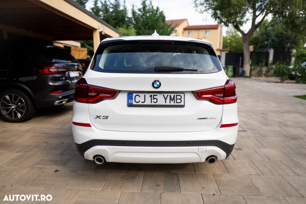BMW X3 xDrive30e Aut. Luxury Line - 3