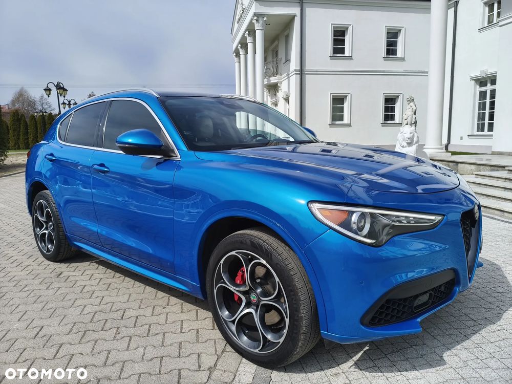Alfa Romeo Stelvio 2.0 Turbo 16V AT8-Q4 Veloce Ti - 3