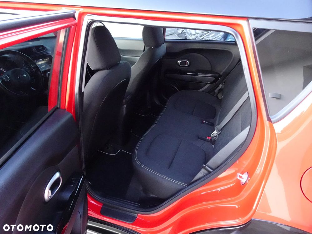 Kia Soul 1.6 CRDI XL - 17