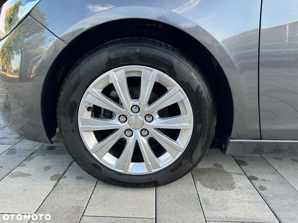 Peugeot 308 PureTech 110 Stop & Start Style - 15