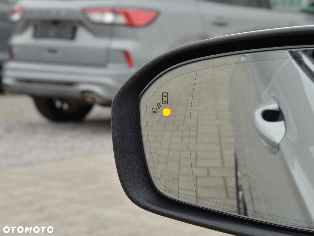 Ford Mondeo 2.0 EcoBlue Titanium - 14