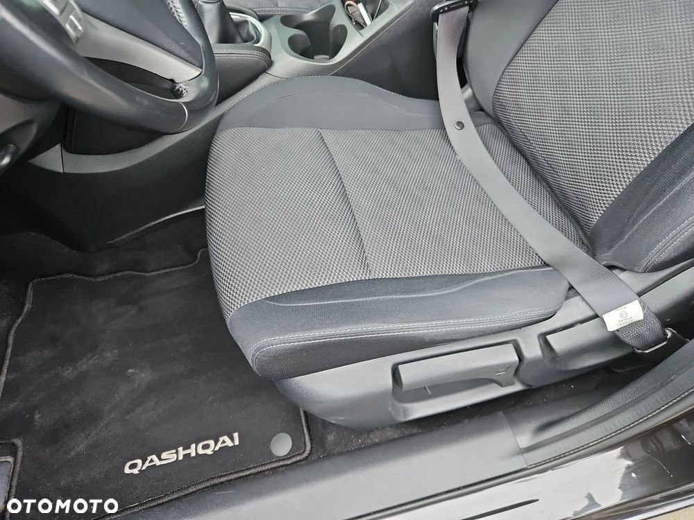 Nissan Qashqai 1.2 DIG-T Acenta - 12