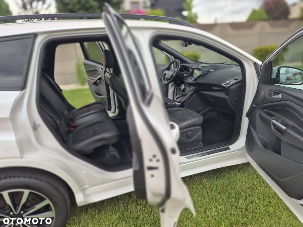 Ford Kuga 2.0 TDCi 4x4 ST-Line - 17