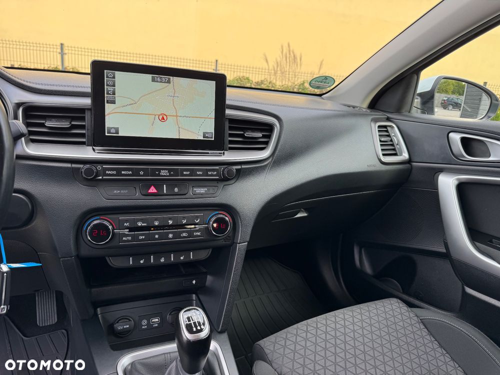 Kia Ceed 1.4 T-GDI OPF Spirit - 28