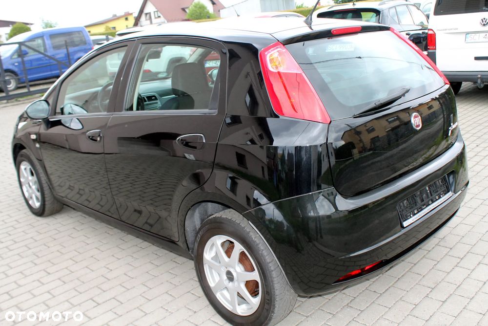 Fiat Punto 1.4 16V Dynamic - 5