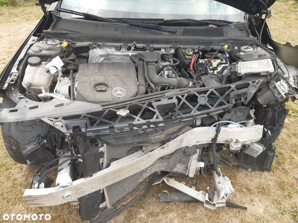 Mercedes-Benz CLA 180 7G-DCT AMG Line Advanced Plus - 9