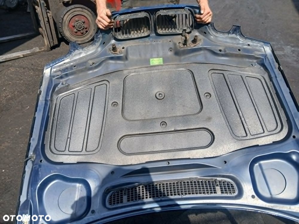 BMW E46 Compact maska kod lakieru Topasblau metalic - 4