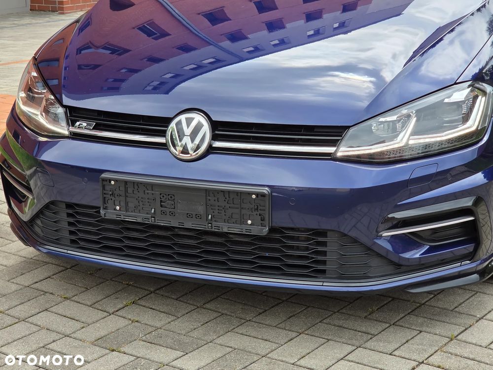 Volkswagen Golf 1.5 eTSI OPF DSG R-Line - 11