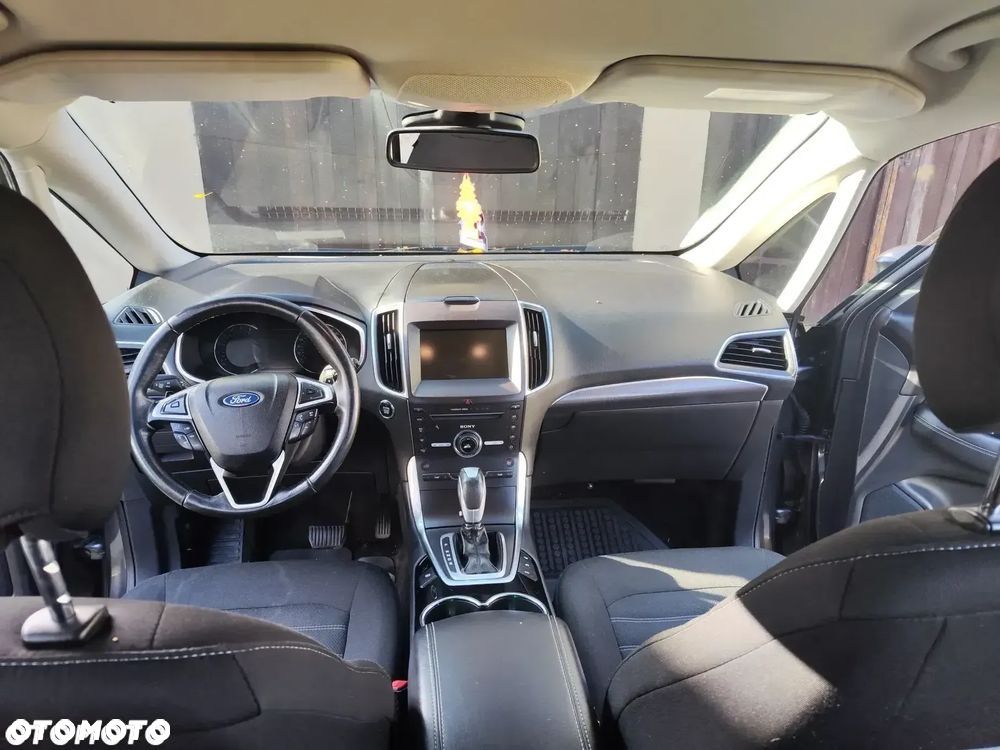 Ford Galaxy - 5
