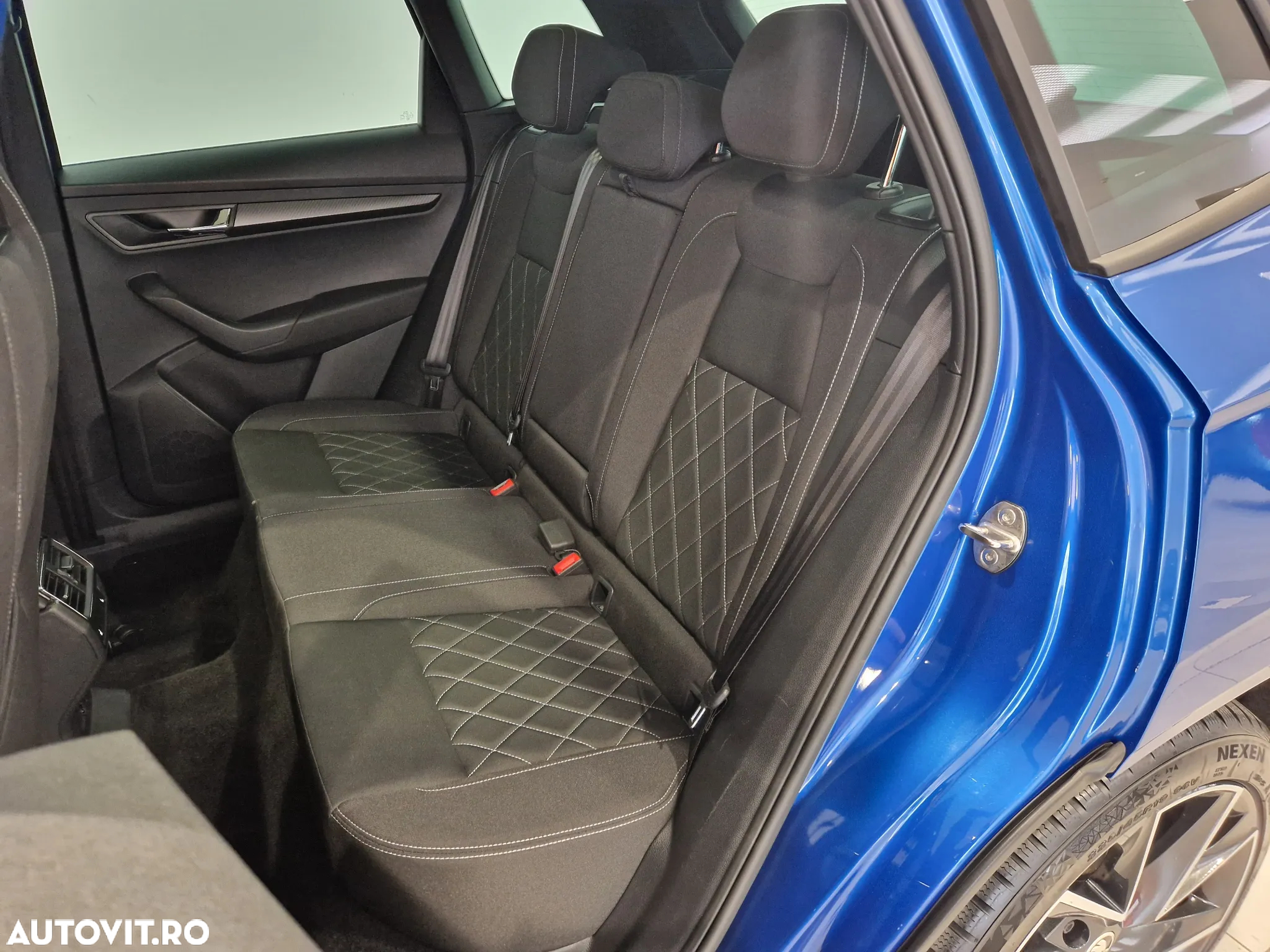 Skoda Karoq 2.0 TSI 4X4 DSG Sportline - 12