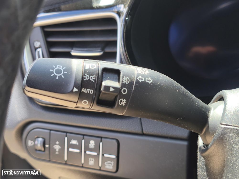 Kia XCeed 1.0 T-GDI Tech+SRF - 15
