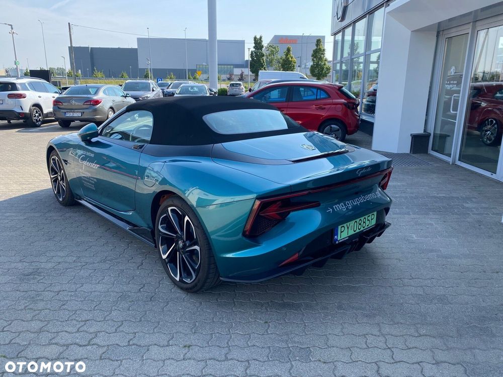 MG Cyberster 77kWh AWD Czarny Dach - 4