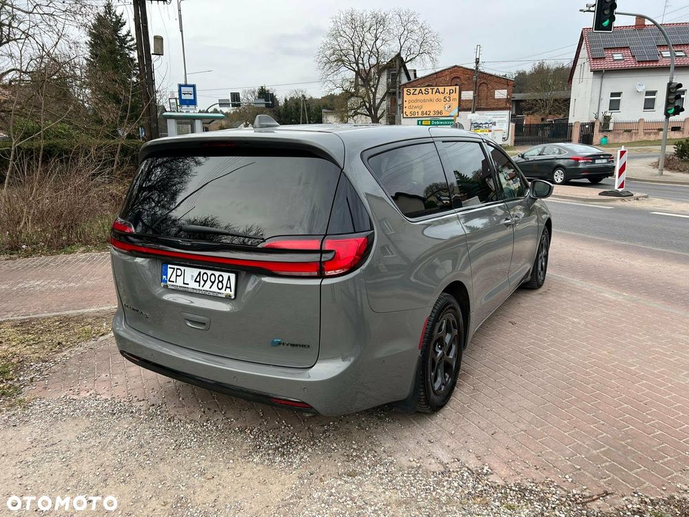 Chrysler Pacifica - 7