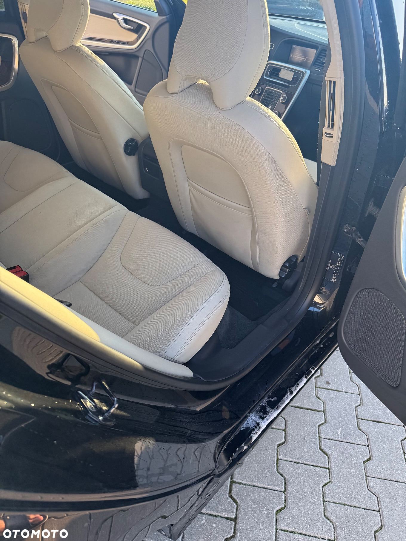 Volvo S60 D5 AWD - 7