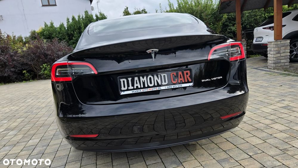 Tesla Model 3 - 16