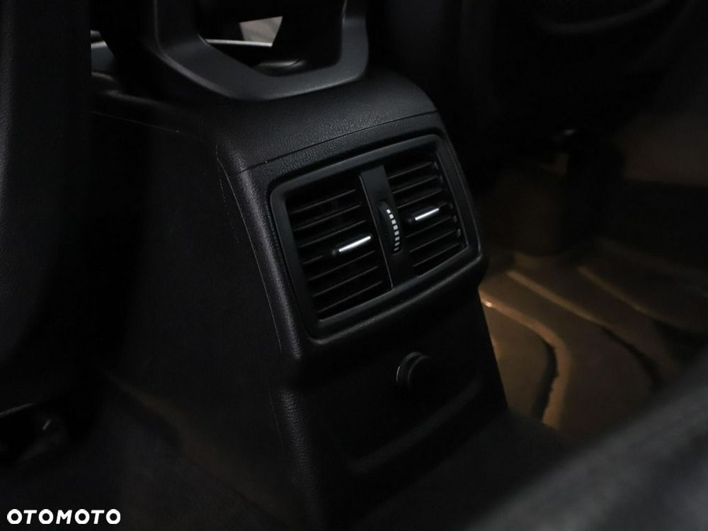 BMW X1 xDrive20d mHEV xLine - 37