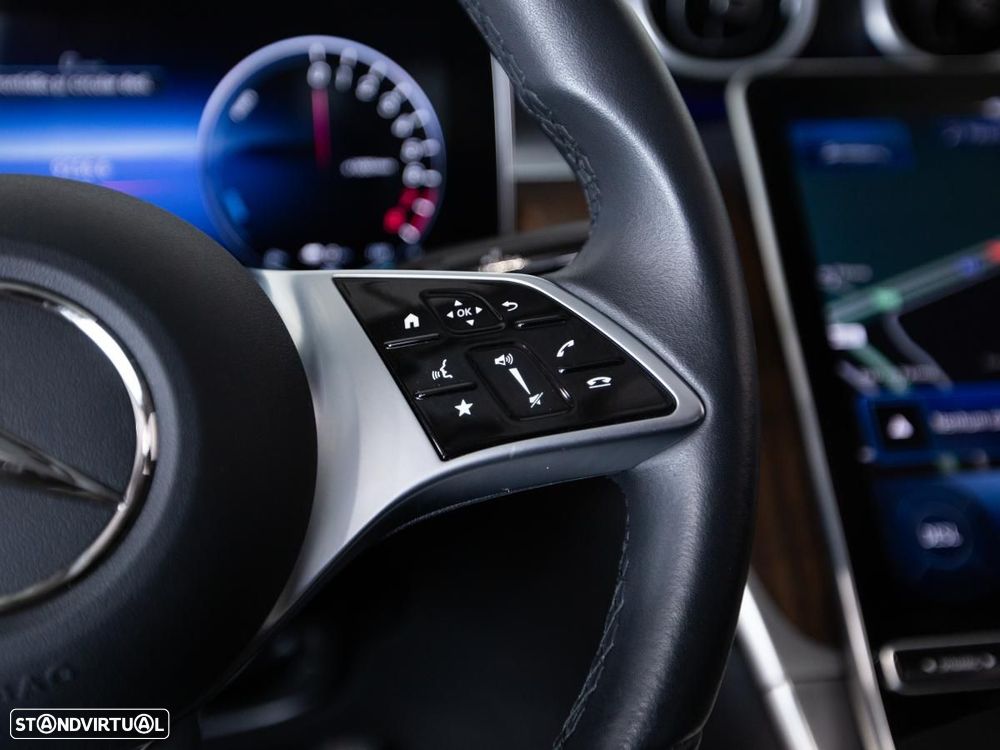 Mercedes-Benz GLC 300 e 4Matic 9G-TRONIC Edition Avantgarde - 25