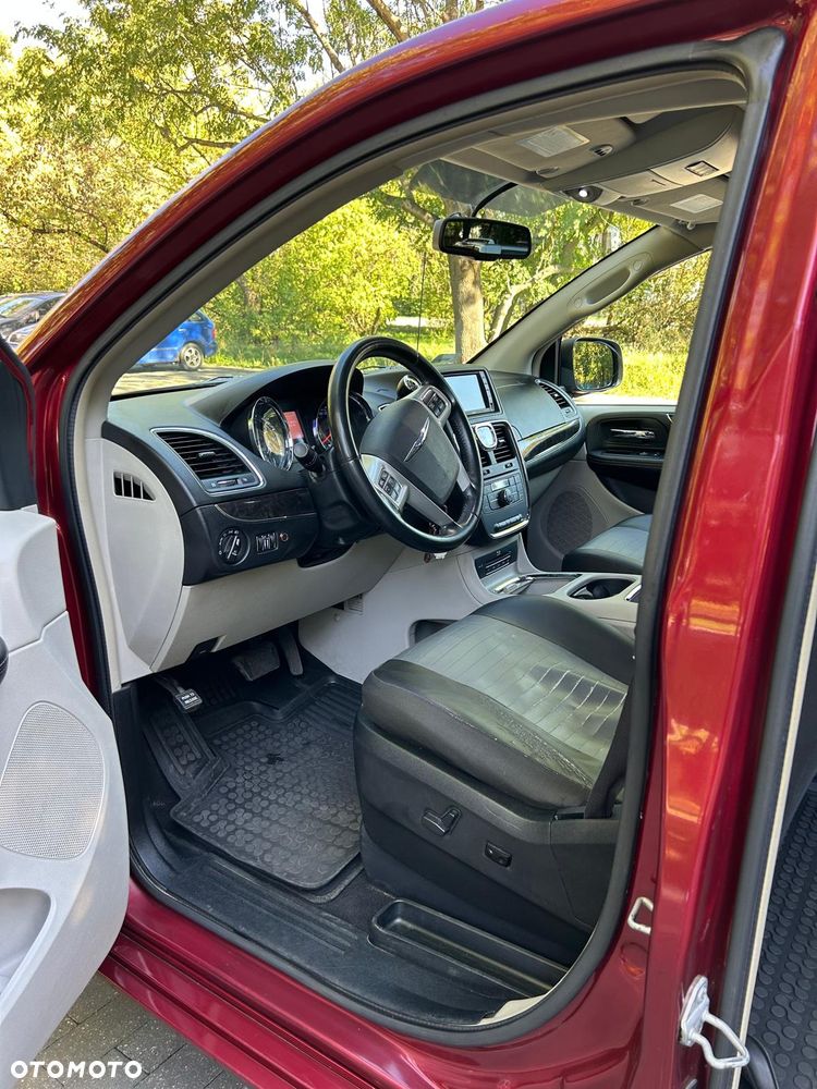 Chrysler Town & Country 3.6 Touring - 7