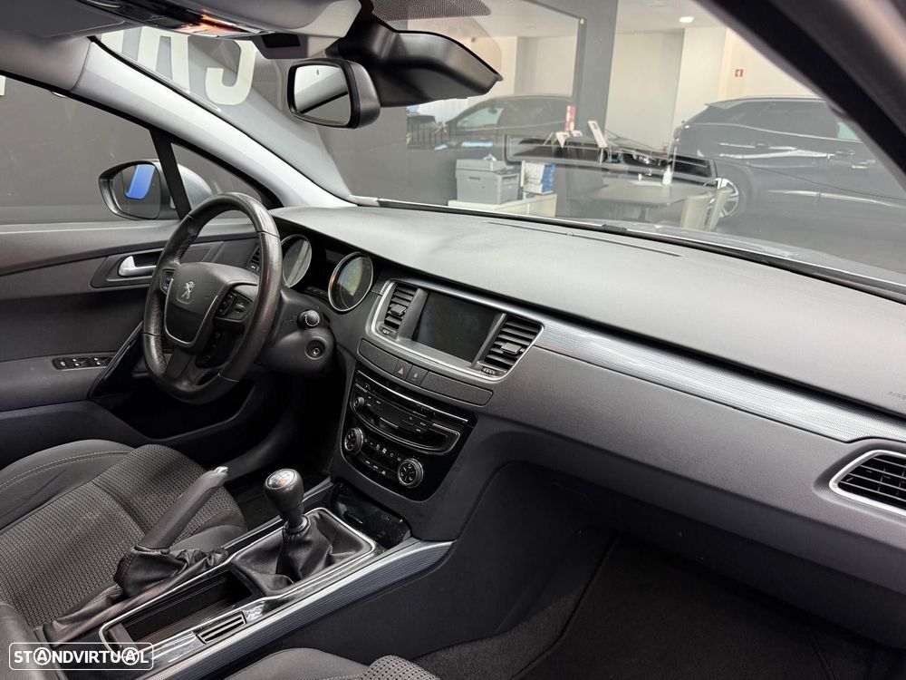 Peugeot 508 SW 1.6 BlueHDi Allure - 29