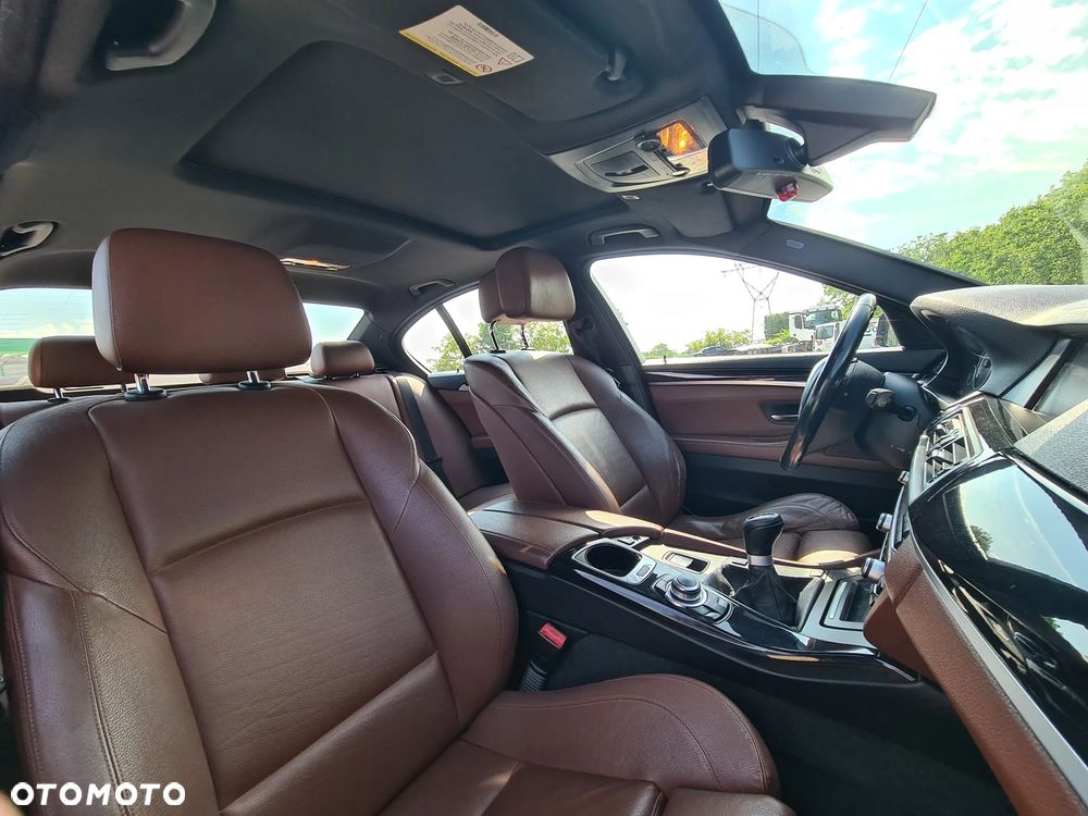 BMW Seria 5 - 29
