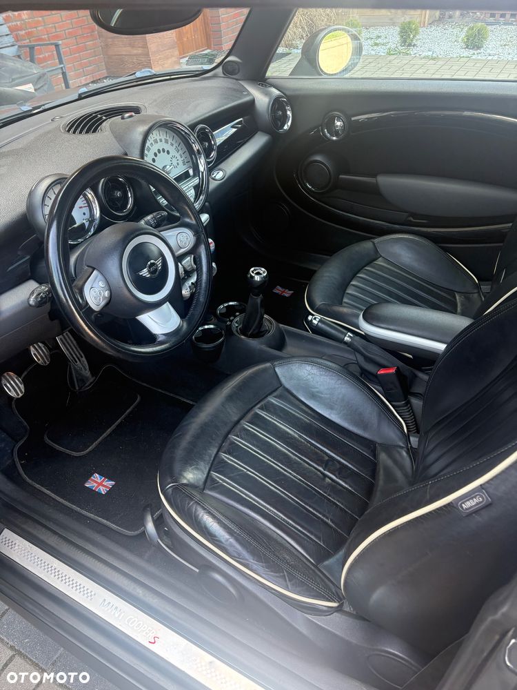 MINI Cooper S Standard - 8