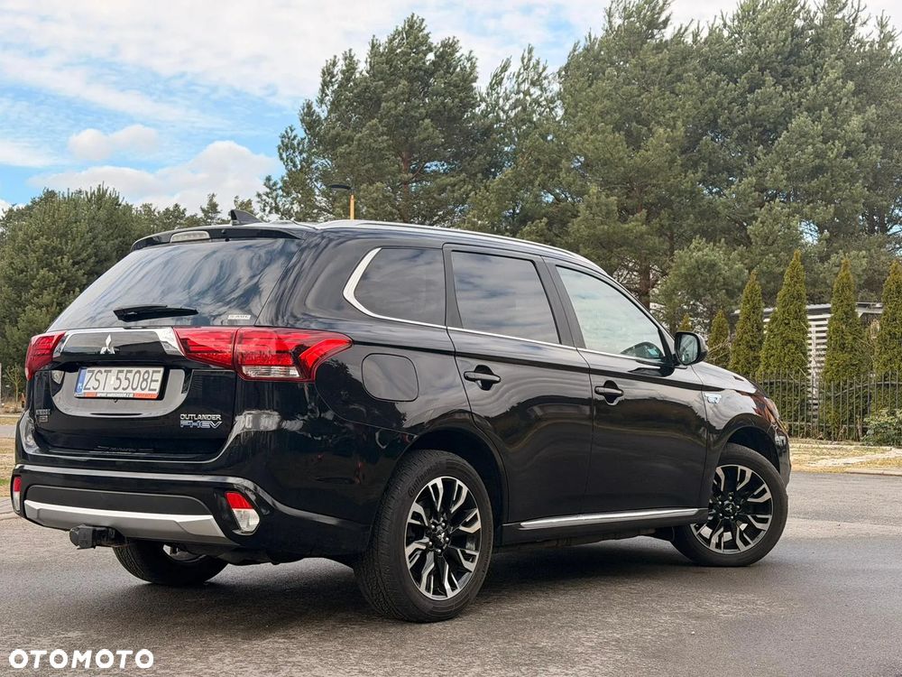 Mitsubishi Outlander 2.0 4WD - 3