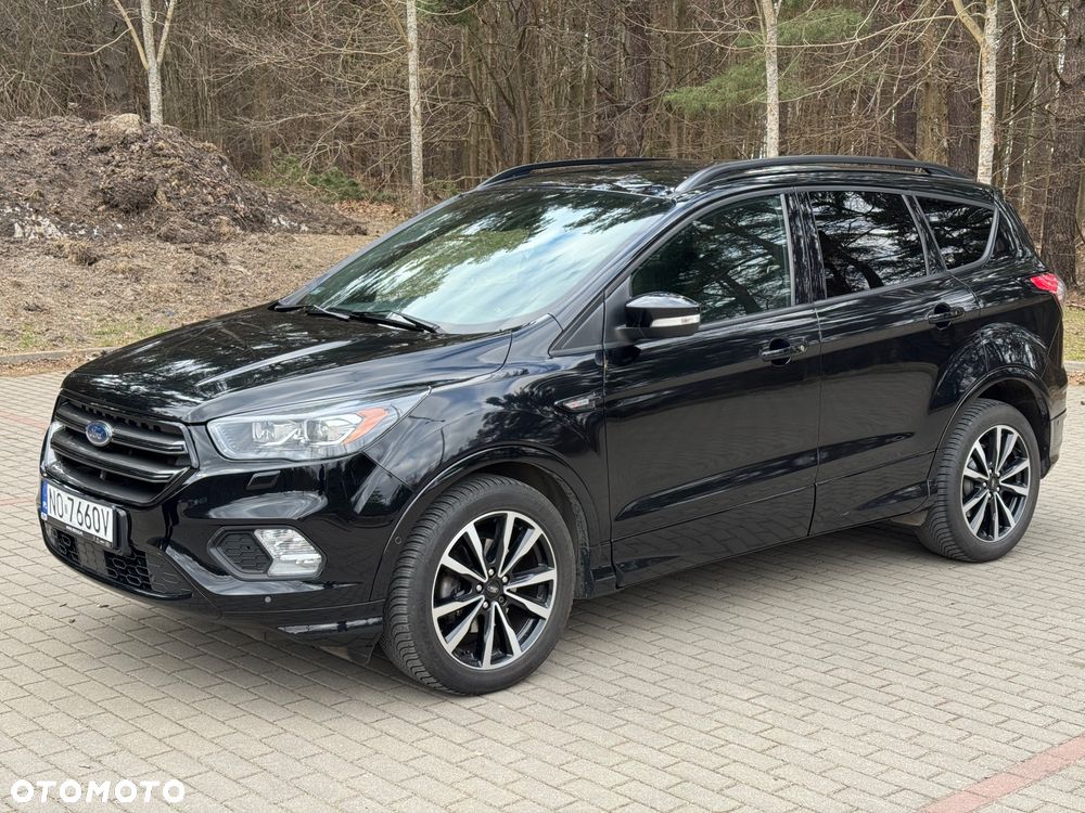 Ford Kuga 1.5 EcoBoost 2x4 ST-Line - 1