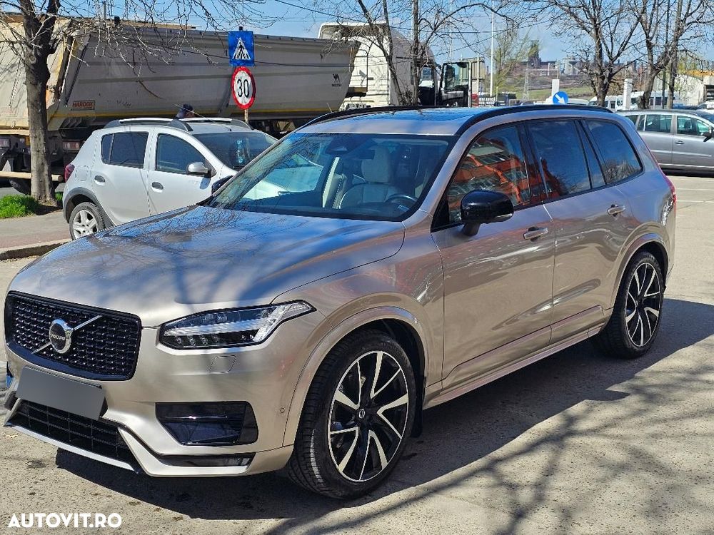 VOLVO XC90 2023