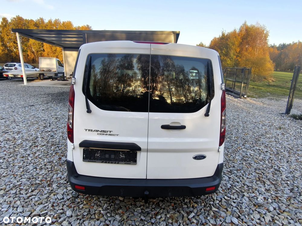Ford Transit Connect - 19