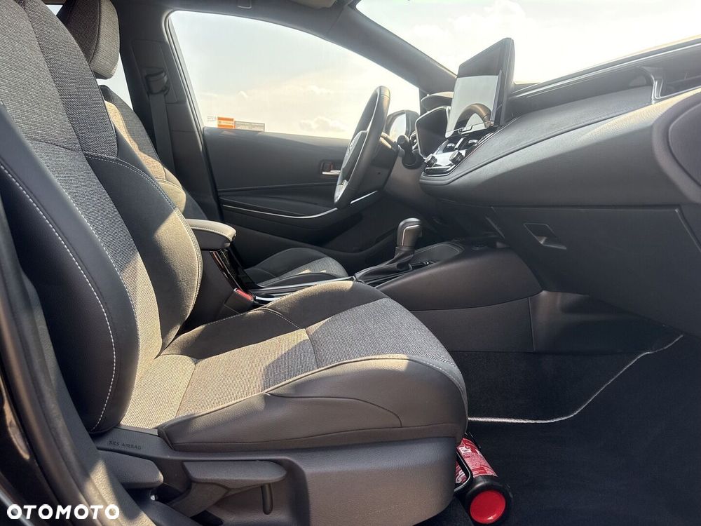 Toyota Corolla 1.8 Hybrid Style - 9