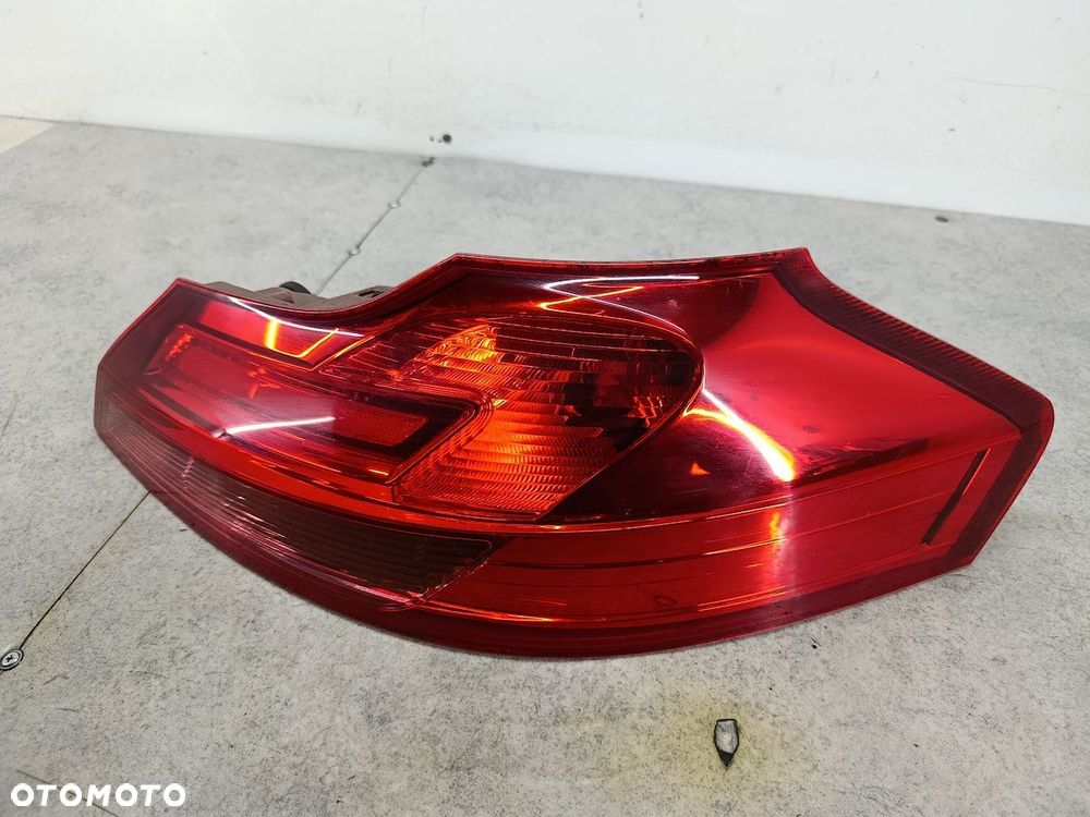 LAMPA TYLNA PRAWA OPEL INSIGNIA A 13226857 VP9TTX-13404-A  VISTEON KOMBI - 5