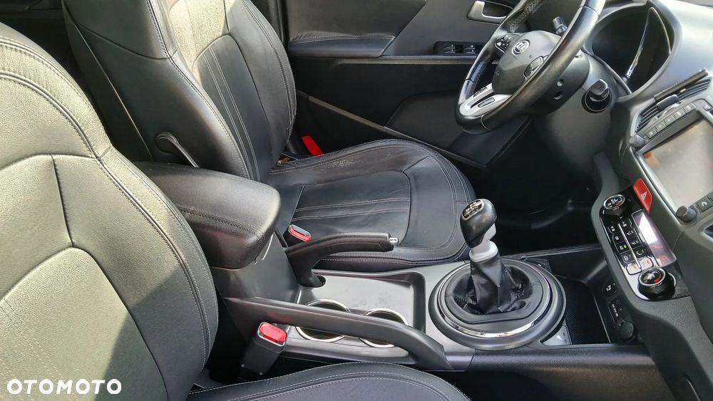 Kia Sportage 1.7 CRDI 2WD Attract - 8