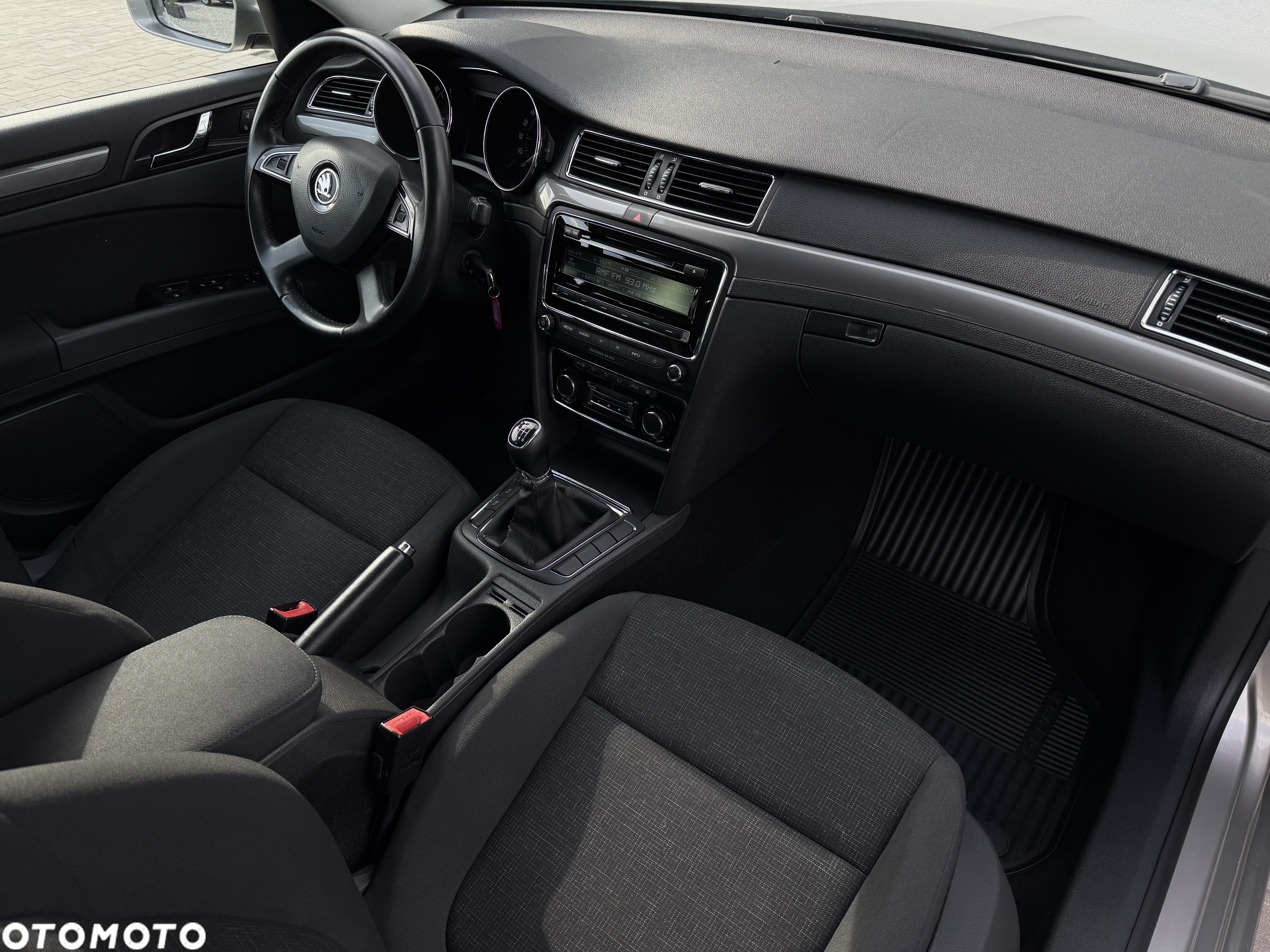 Skoda Superb 1.6 TDI Active - 26