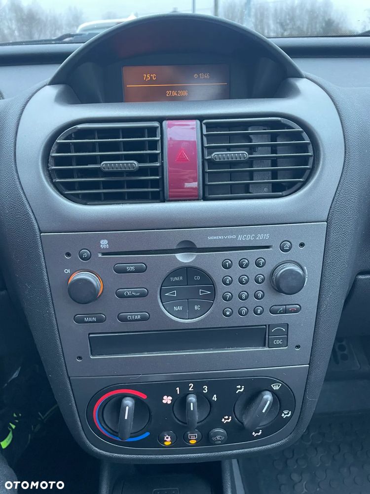 Opel Corsa 1.2 16V Cosmo Easytronic - 21