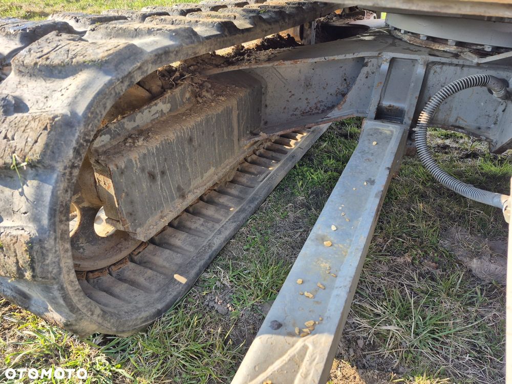 Takeuchi TB280FR - 19