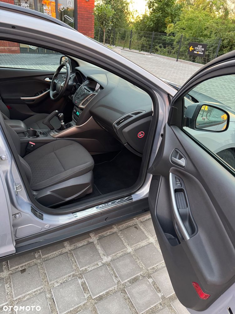 Ford Focus 1.0 EcoBoost STart-Stopp-System TITANIUM - 19