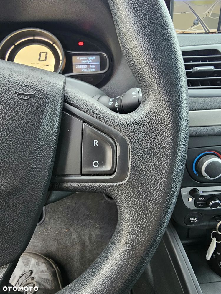 Renault Megane - 25